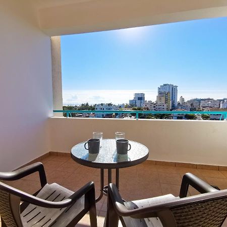 Off Course Seaview Apartment Lárnaca Exterior foto